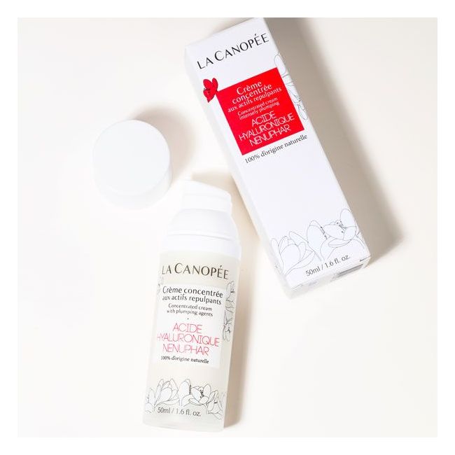 La Canopée's hyaluronic acid cream with plumping active ingredients lifestyle