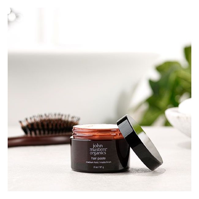 Pate coiffante effet mate John Masters Organics lifestyle