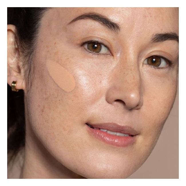 Fond de teint Super Serum Skin Tint SPF30 Ilia Kai ST6.5 mannequin texture