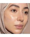 Fond de teint Super Serum Skin Tint SPF30 Ilia Kai ST6.5 model texture
