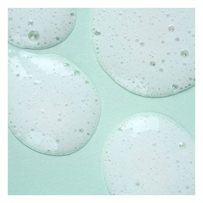 Madara's Acne Sebum Control purifying wash Organic face cleanser Texture