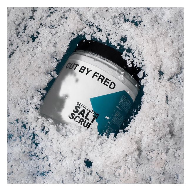 Cut By Fred's Depolluting Salt Scalp scrub Lifestyle