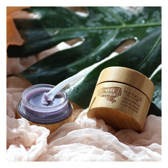 Mahalo's The Rare Indigo beauty balm Application