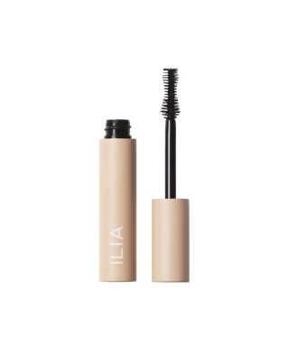 Fullest Volumizing mascara