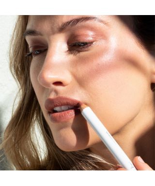 Crayon lèvres et joues Coco - 3 g Crayon lèvres et joues Coco - 3 g