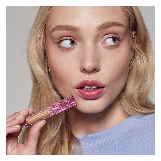 Kosas' Honey Blonde Air Brow tinted gel Brow mascara Application