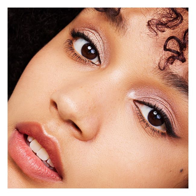 RMS Beauty's Kohl black eye pencil Model