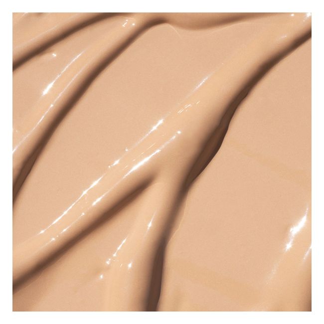 Madara's Sand Liquid Organic concealer Texture