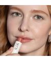Ilia's Hold Me Balmy Tint tinted lip balm Application