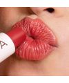 Ilia's Heartbeats Balmy Tint tinted lip balm Application