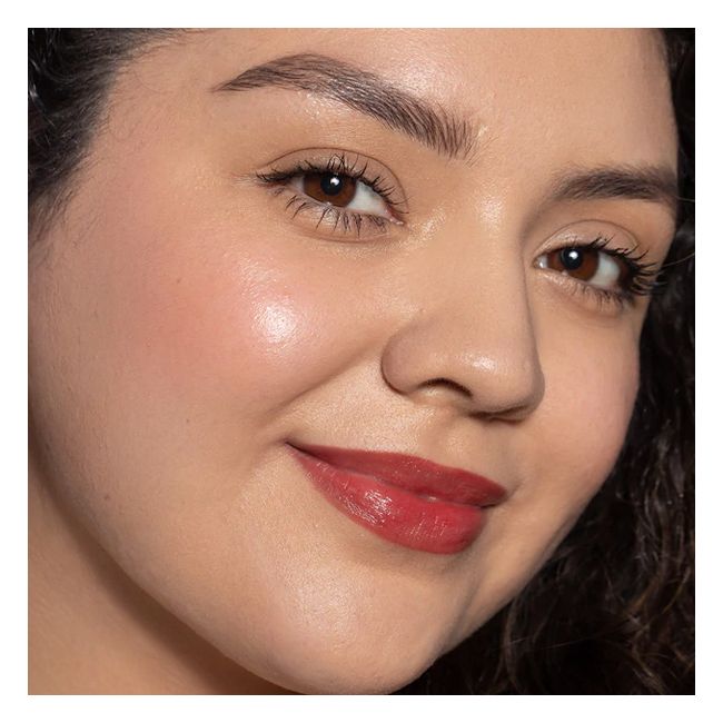 Ilia's Heartbeats Balmy Tint tinted lip balm Model