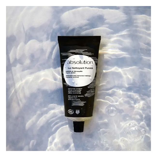 Absolution's Gel Organic face cleanser Lifestyle