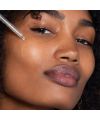Ilia Beauty's True Skin Radiant Smoothing Priming Serum Application
