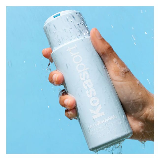 Kosas' Good Body Skin Exfoliating shower gel Model Lifestyle