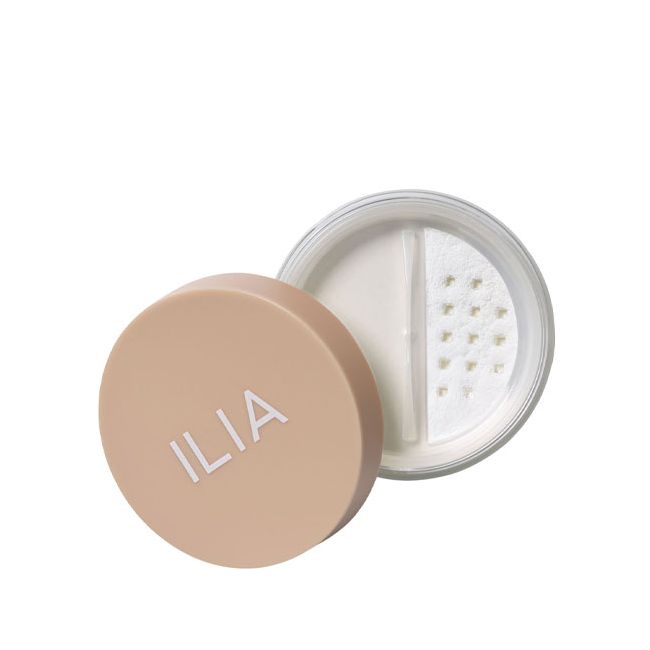 Ilia Beauty's Soft Focus Finishing Powder