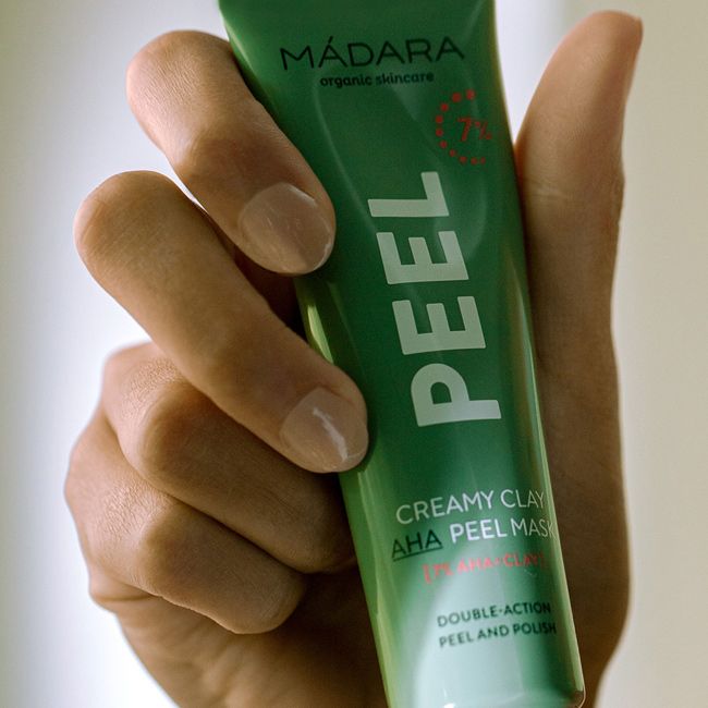 Madara's Exfoliating Peel mask 7% AHA and clay Natural face mask Lifestyle