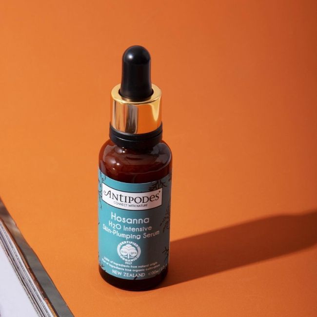 Antipodes hydrating Serum Hosanna Plumping lifestyle cosmétique