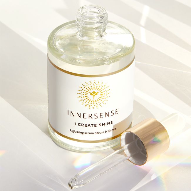 Innersense's I Create Shine Hair glossing serum Application