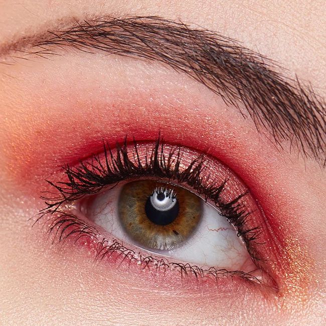 Athr Beauty's Desert Sunset Eye palette Application