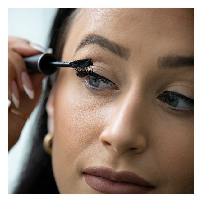 Mascara Naturel Nourish & Amplify Plume Science MonCornerB