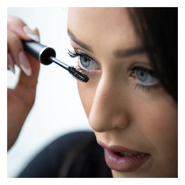 Mascara Naturel Nourish & Amplify Plume Science MonCornerB