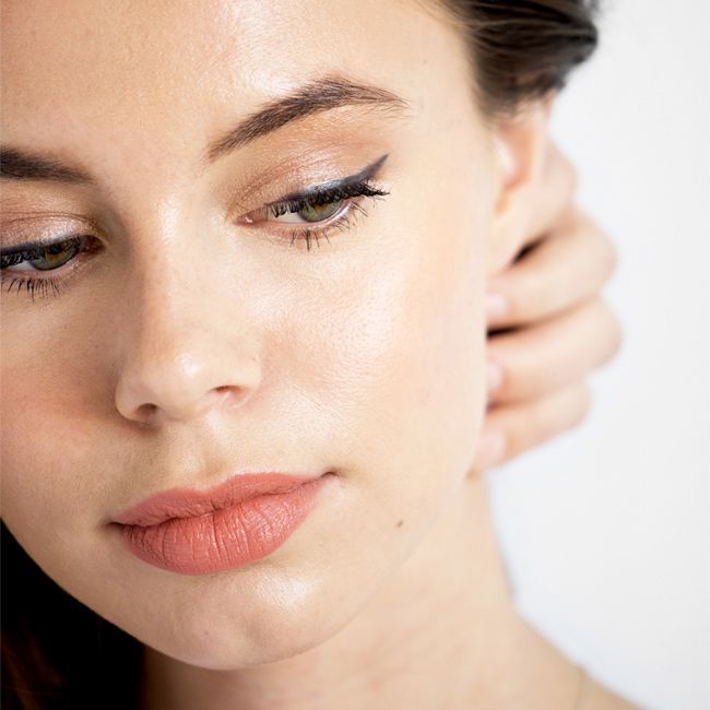 Ere Perez's Intense black Natural eye pencil Makeup