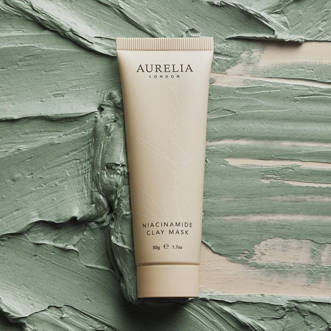 Aurelia London's Niacinamide Clay Natural face mask Texture Lifestyle