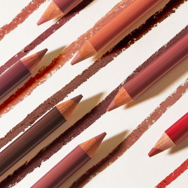 RMS Beauty lip pencil Go nude lifestyle