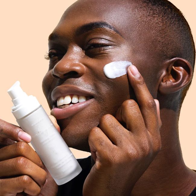 Nini Organics' 50 ml Oatopia Face cleansing cream model cosmtics