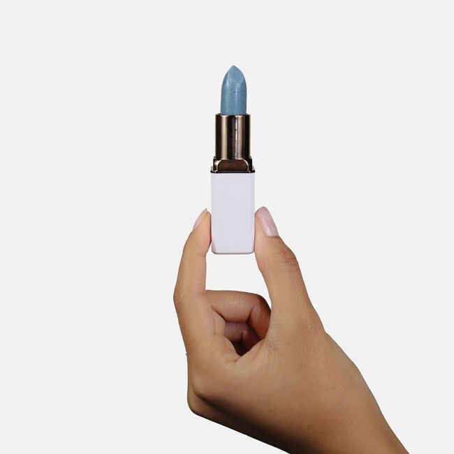 Okoko Cosmétiques's Secret du dragon Lip Serum  lifestyle