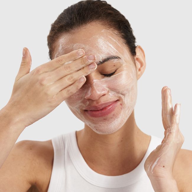 Pai Skincare Phaze natural face cleanser model