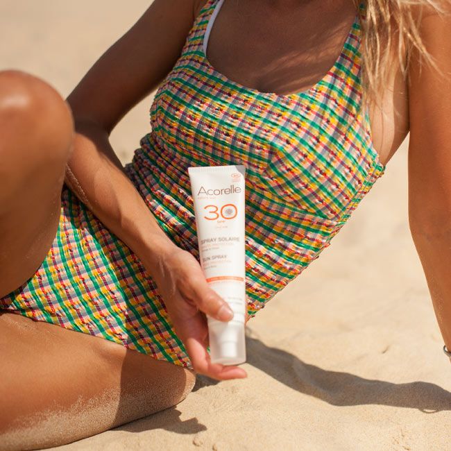 Crème solaire bio en spray SPF 30 Accorelle cosmetiques lifestyle