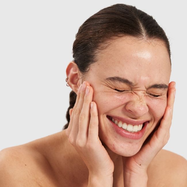 Pai Skincare organic face care Salicylic Acid 2% booster model