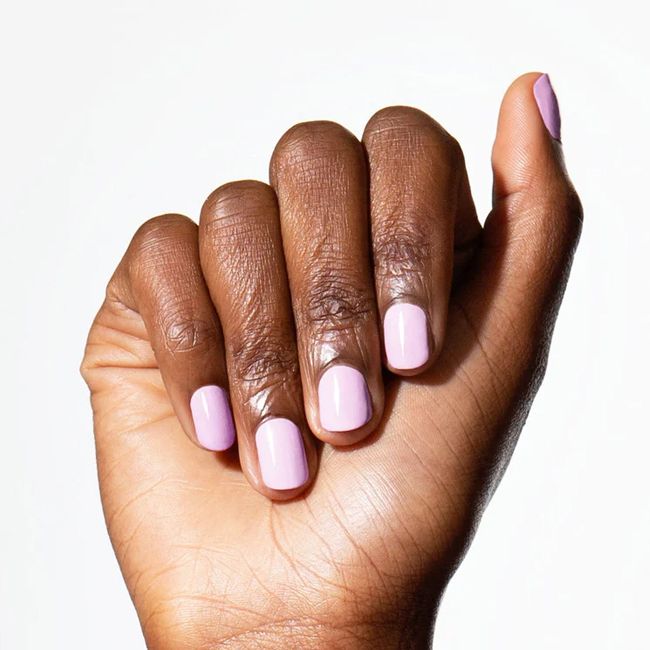 Vernis naturel à base de plantes Lavender Gitti mannequin