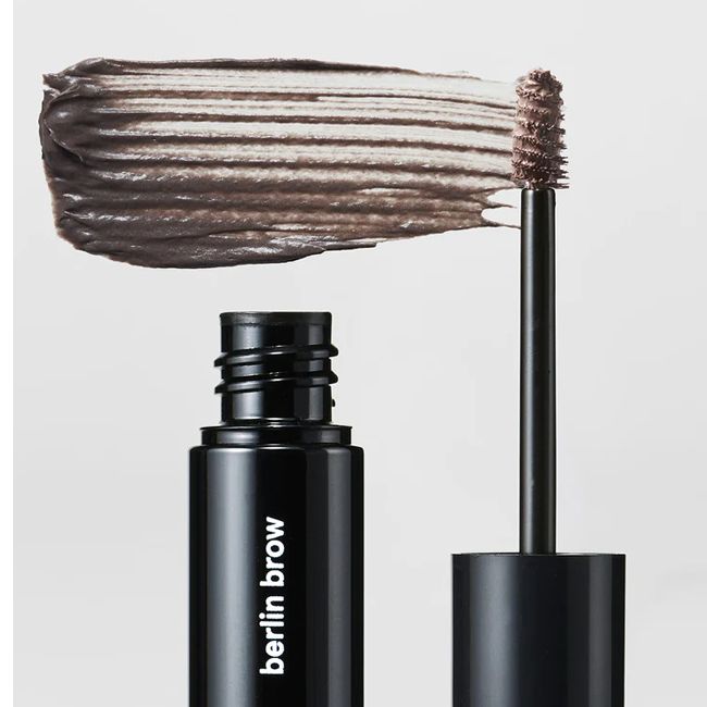 Gitti' dark brown Berlin Brow gel texture