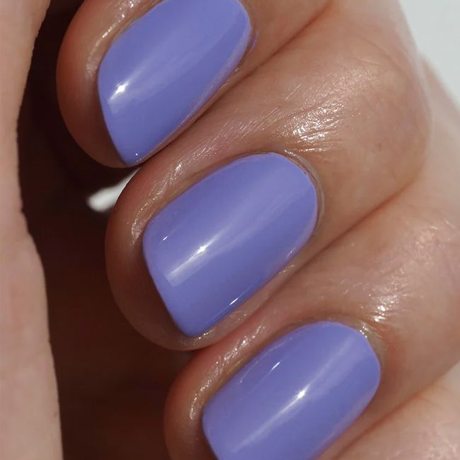 Vernis naturel à base de plantes Digital Lavender Gitti main