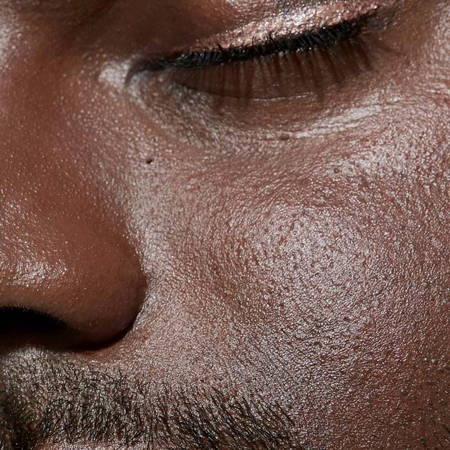 Fard à paupières liquide Visionist copper sheen Gitti mannequin lifestyle