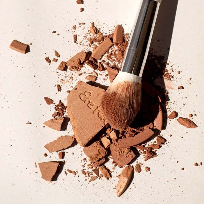 Ere Perez Tulum blush and bronzer duo application