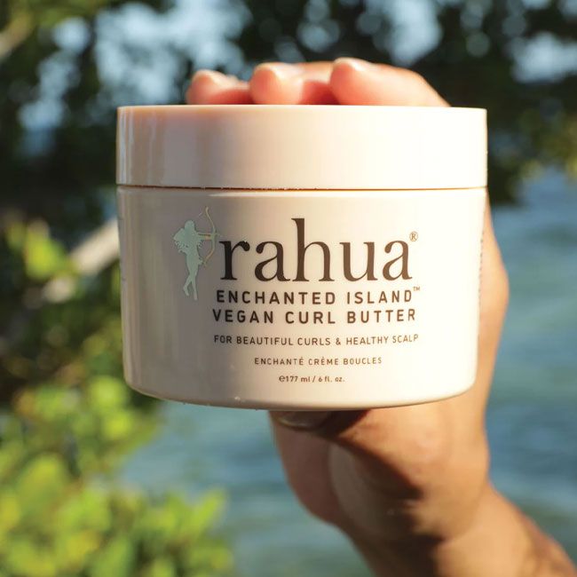 Rahua's Leave in curly hair Enchanted Island Vegan curl butter cosmétiques