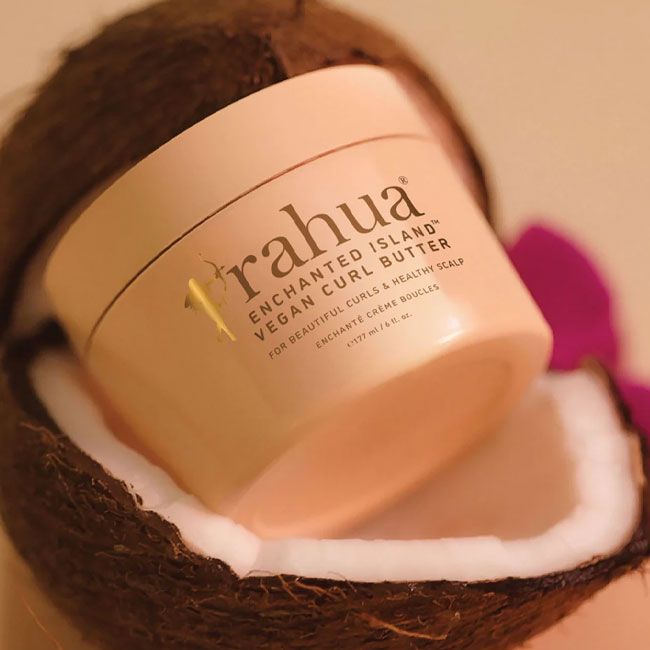 Rahua's Leave in curly hair Enchanted Island Vegan curl butter lifestyle cosmétiques