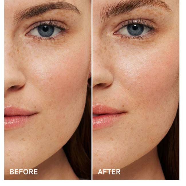 Ilia Beauty In Frame clear brow gel application