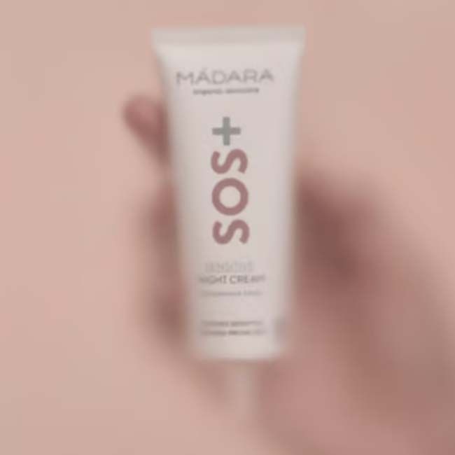 Crème peau sensible de nuit SOS + Sensitive Madara lifestyle