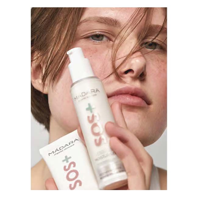 Crème peau sensible de nuit SOS + Sensitive Madara mannequin pack