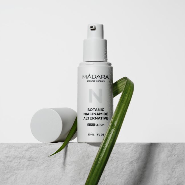 Madara's Niacinamid Botanical serum pack