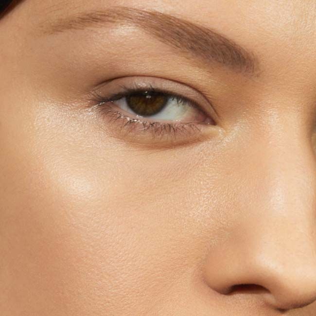 Poudre minérale Air Equal Madara beige mannequin