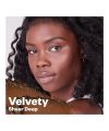 Poudre de finition Cloud Set Velvety Kosas Mannequin