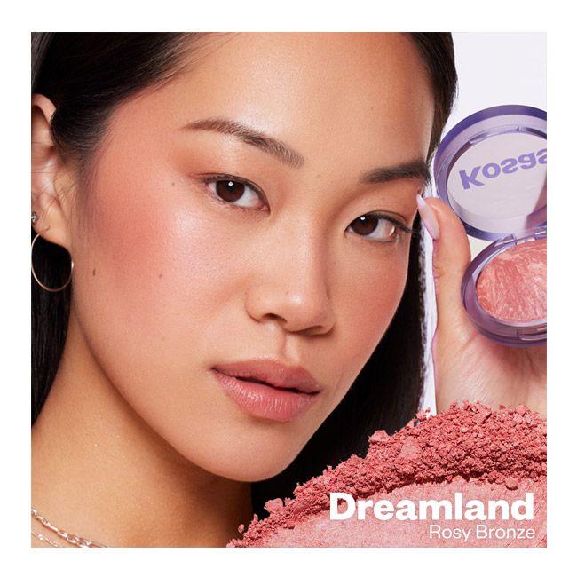 Blush naturel is Life Dreamland model