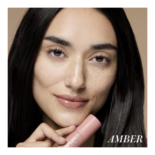 RMS Beauty’s Amber Legendary Lip Oil Model