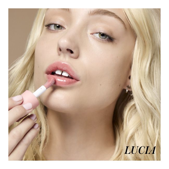 Legendary Lip Oil Lucia RMS Beauty Mannequin