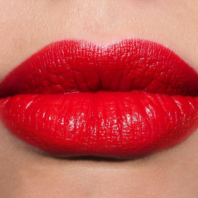Hiro Cosmetics's Re-Coat Liquid Lip Paint 
tinted lip balm Application